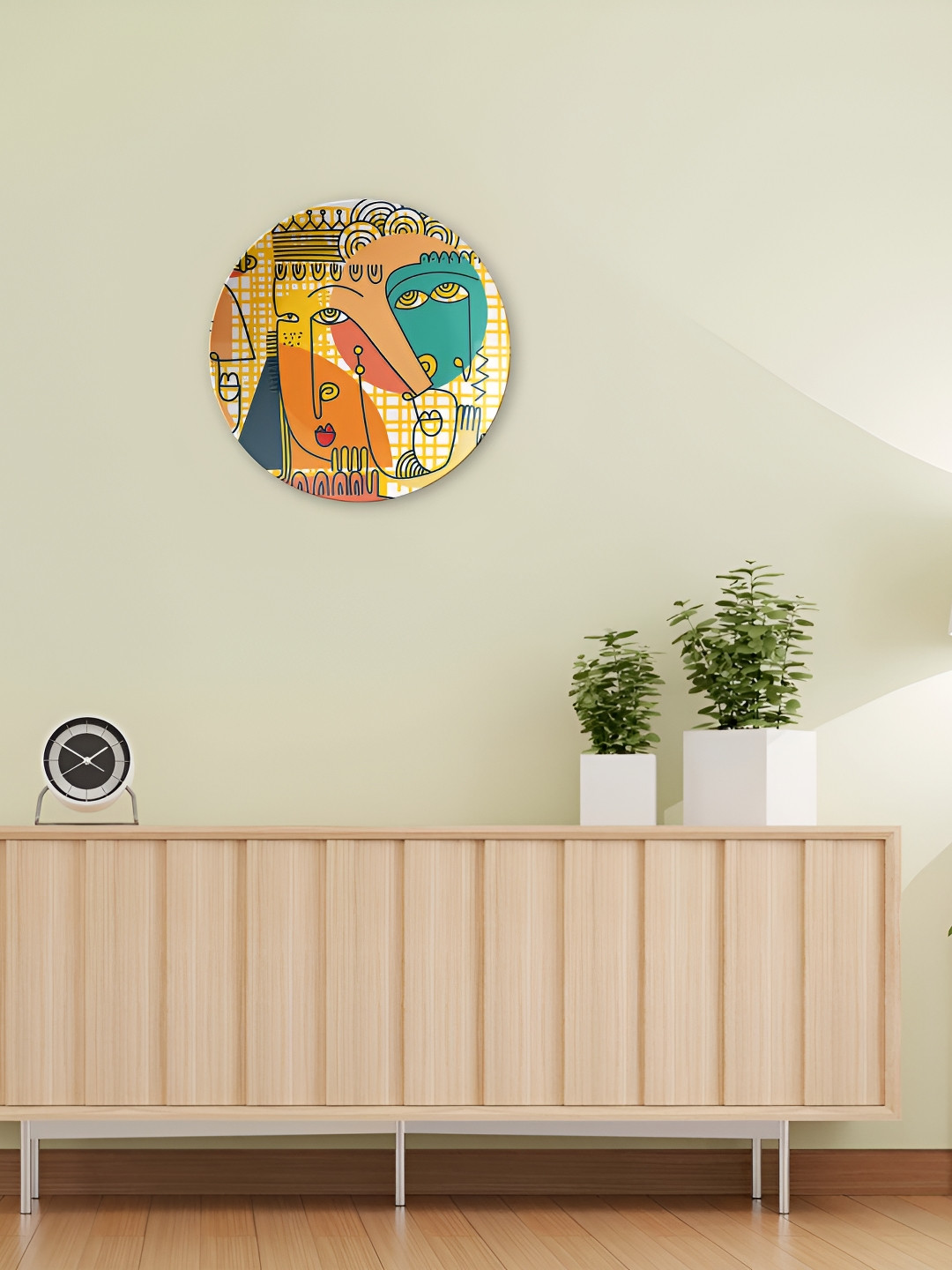 THE QUIRKY HOME Abstract Royal Faces Crafted Ceramics Glossy Hanging Hall Wall Plates-8In