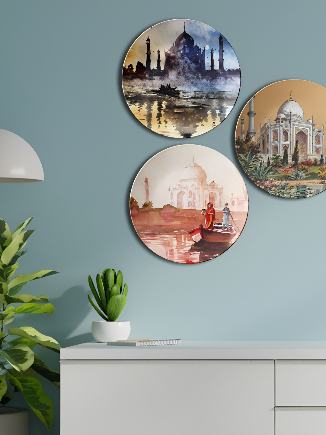 THE QUIRKY HOME Plates Depicting the Taj Mahal Ceramic Glossy 3Pcs Wall Plates-9.8In