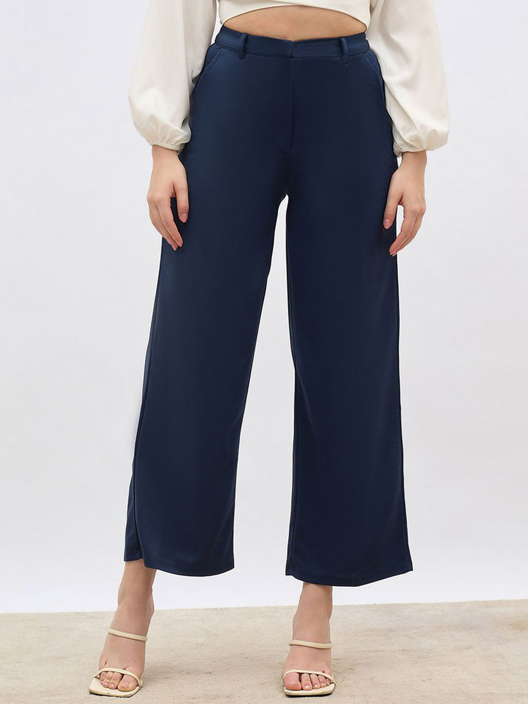 Styli Women Solid High Rise wide Leg Pants