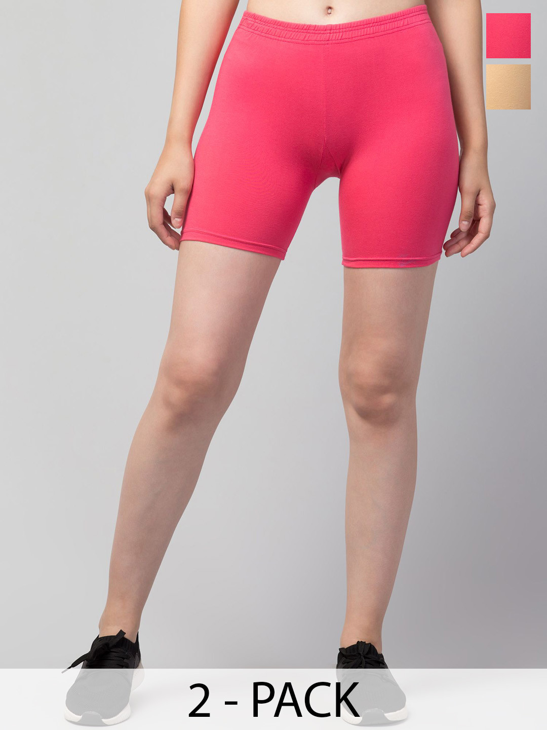 Attire Zone Women Skinny Fit Low-Rise Cycling Sports Shorts