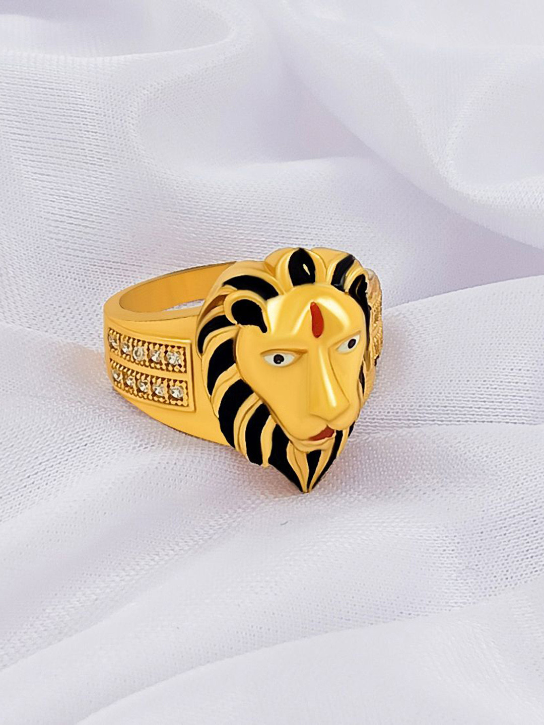 Saizen Men Stainless Steel Gold-Plated Stones Studded Lion Head Finger Ring