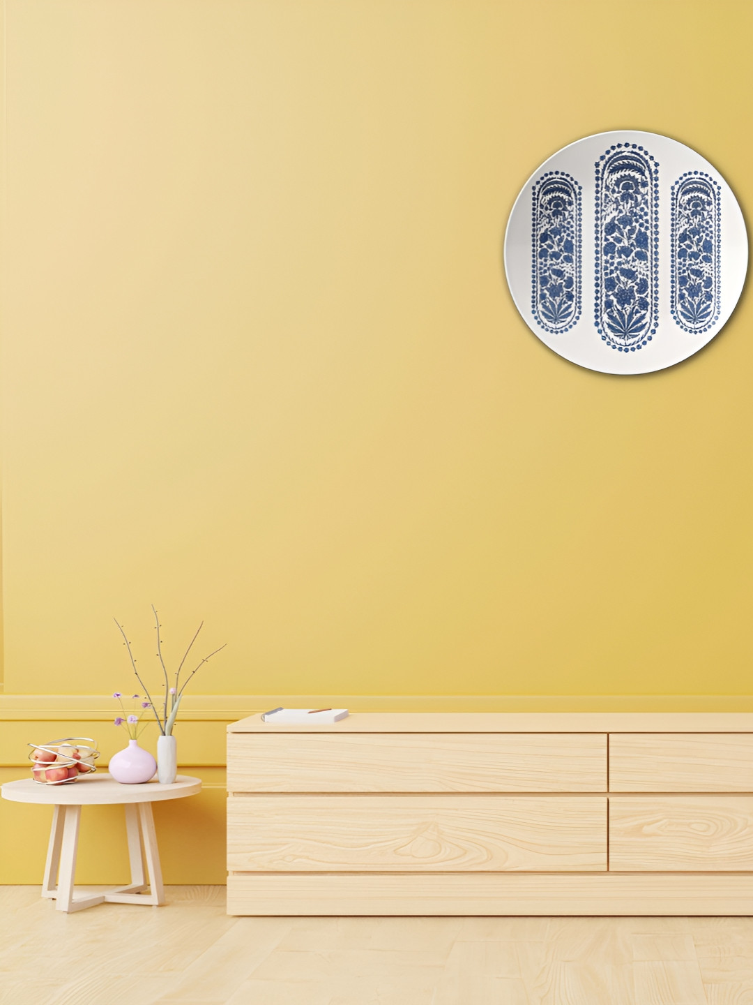 THE QUIRKY HOME Pottery Ceramic Floral Glossy Hanging Hall Wall Plates-8In