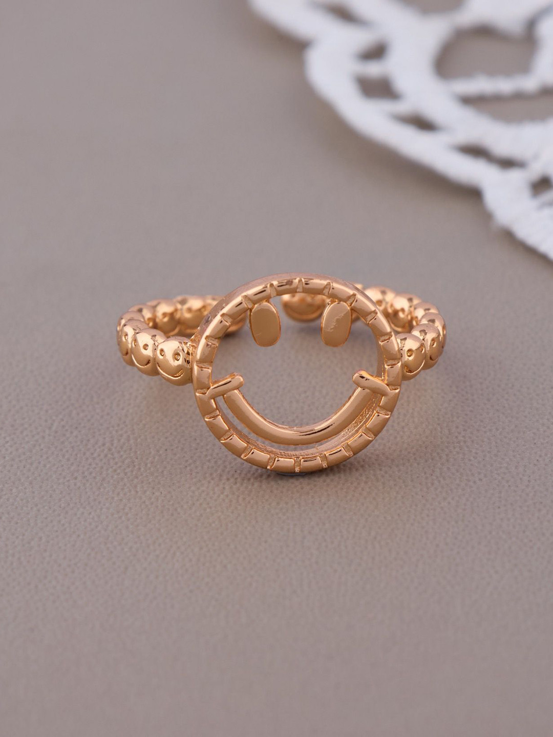 GC PREMIUM JEWELLERY Gold-Plated Smiley Face Finger Ring