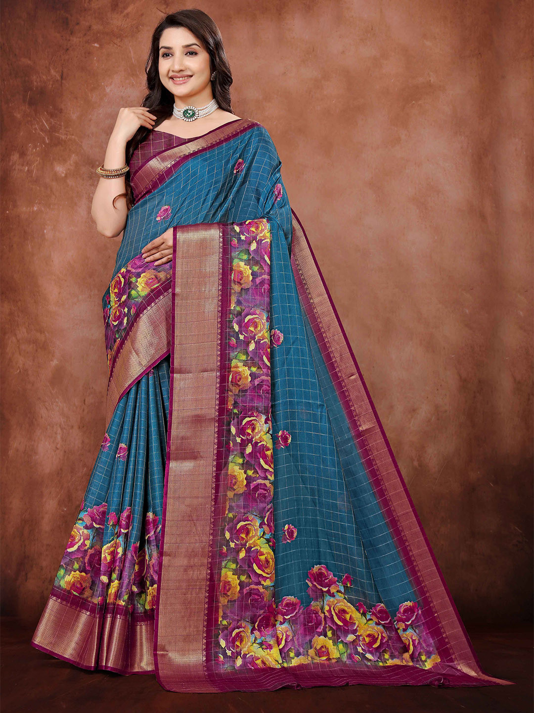 Rare Bello Checked Zari Bagh Saree with Zari Woven Design Border