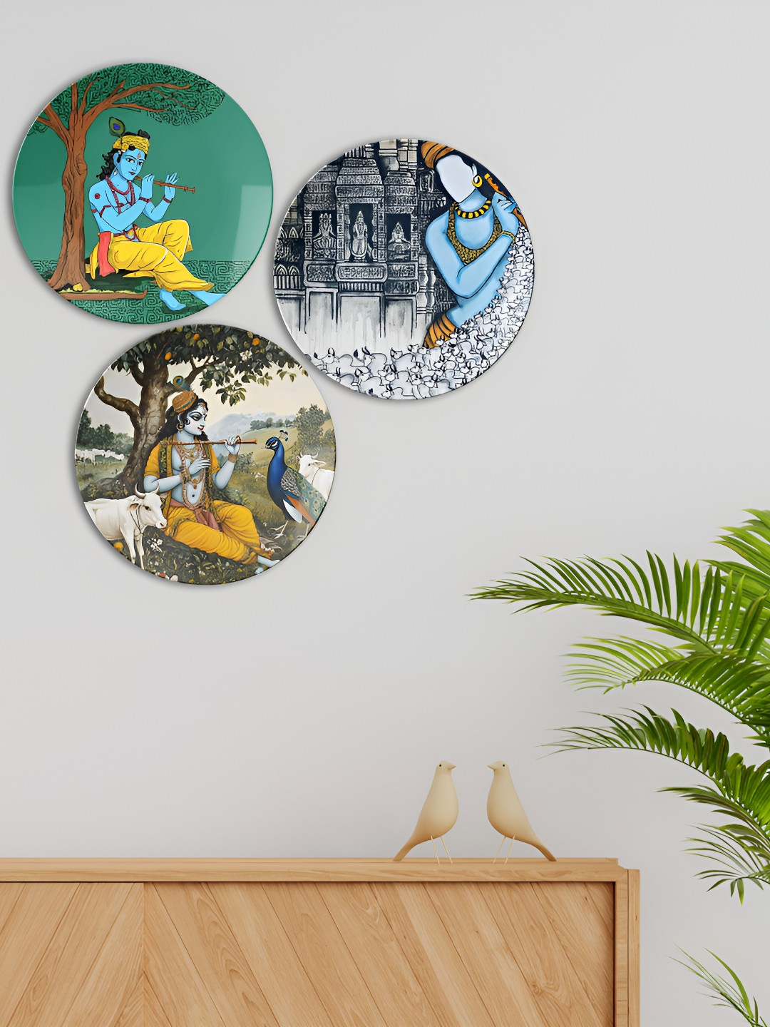 THE QUIRKY HOME Traditional Indian Folk Art Ceramic Glossy 3Pcs Wall Plates-10In