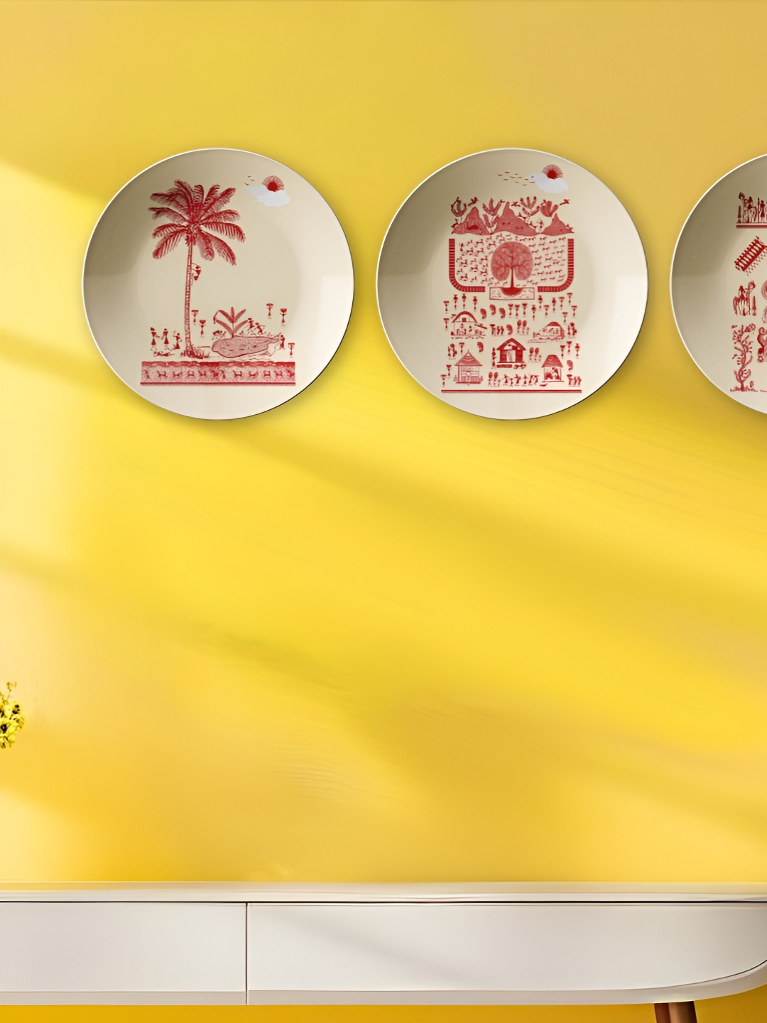 THE QUIRKY HOME Abstract Foliage Ceramic Ethnic Motifs Glossy Hall 3Pcs Wall Plates-10In