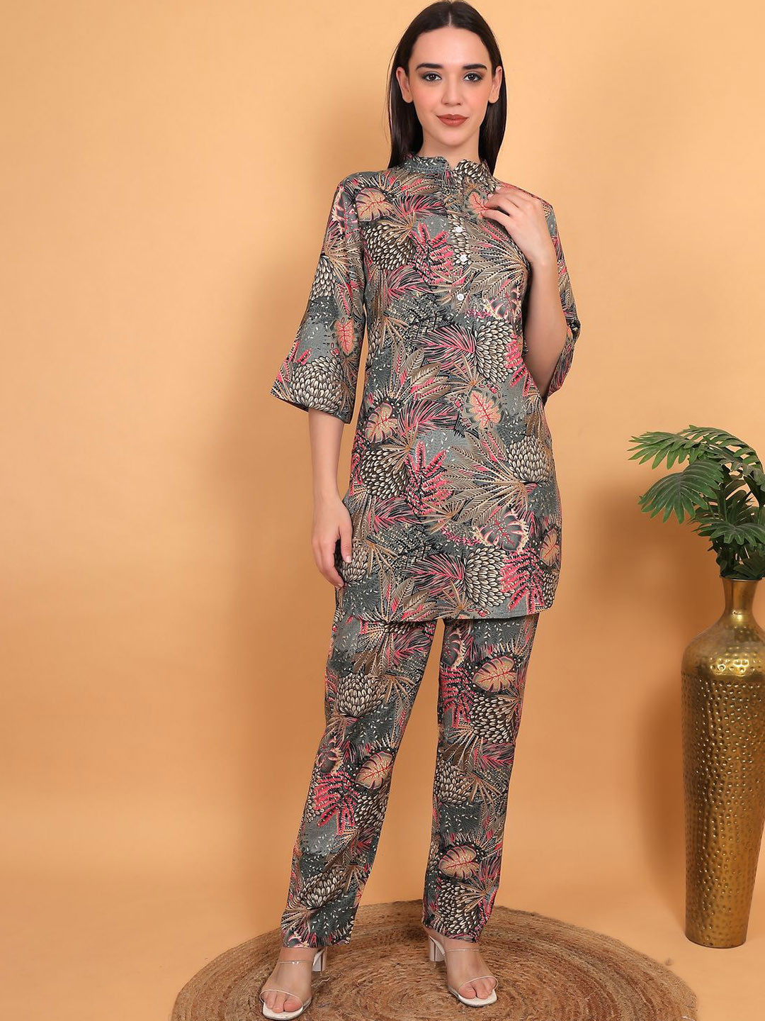 chia fashions Botanical Printed Mandarin Collar Tunic With Trousers
