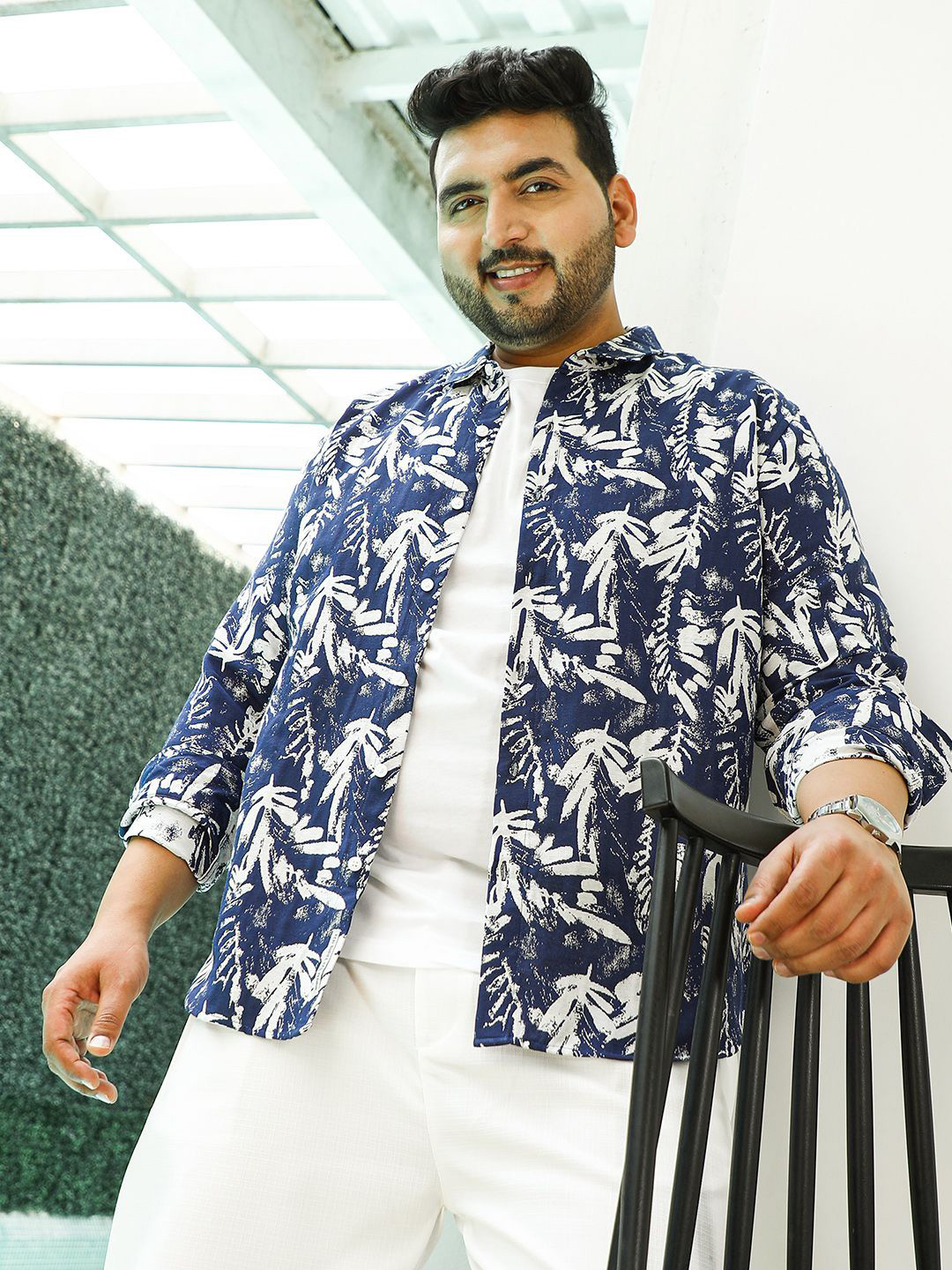 Instafab Plus Plus Size Comfort Leaflet Floral Printed Spread Collar Cotton Shirt