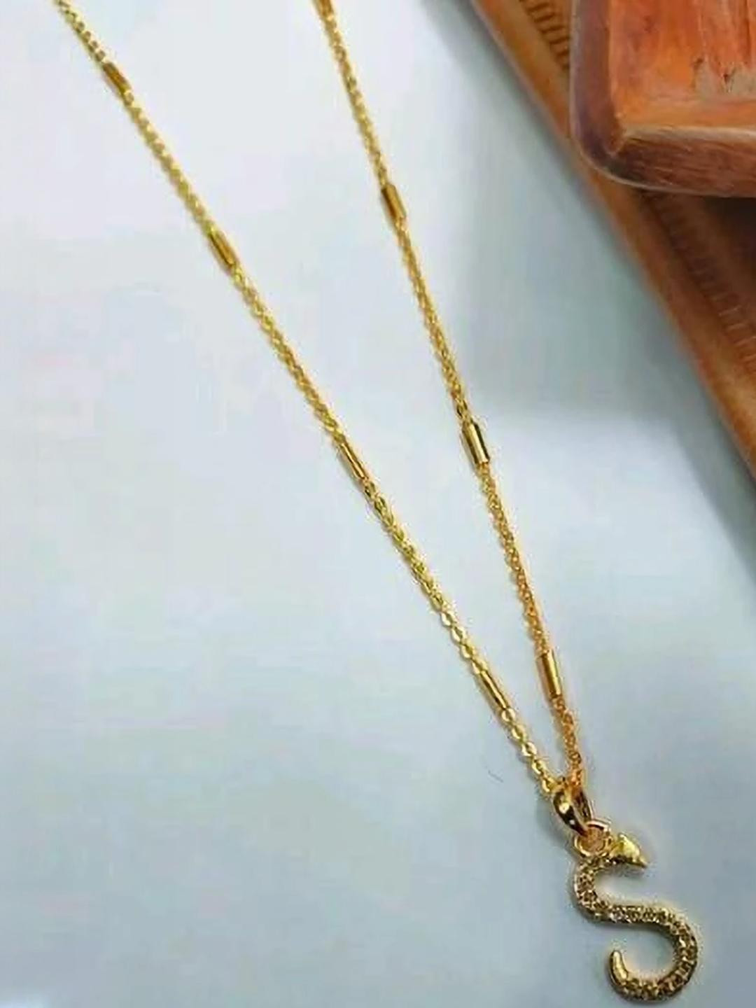 CLONEO Gold-Plated S Letter Pendant with Chain