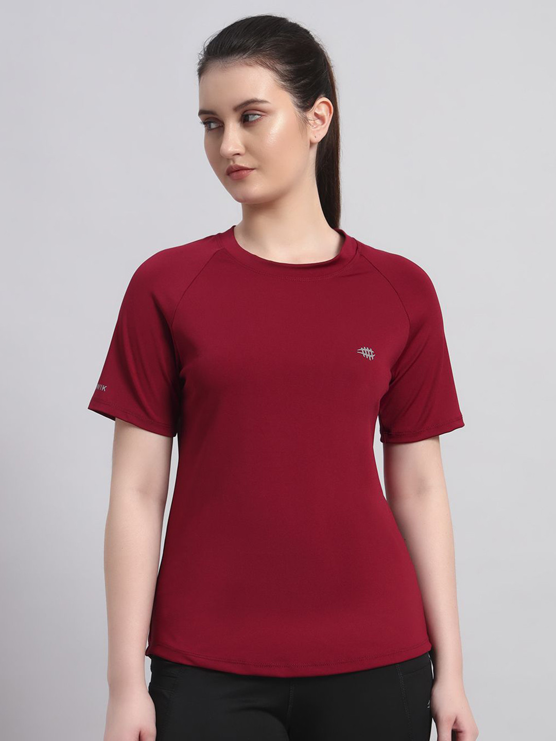 CLOTHWIK COLLECTION Training or Gym Round Neck T-shirt