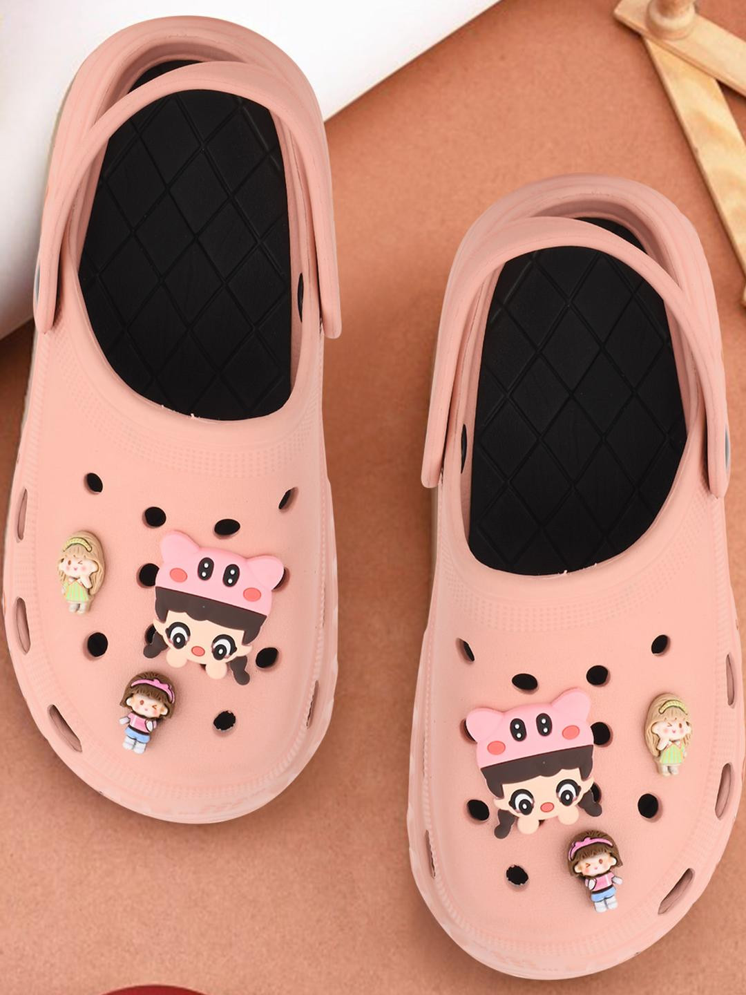 GOKIK Women Soft Cushioned Insole Clogs