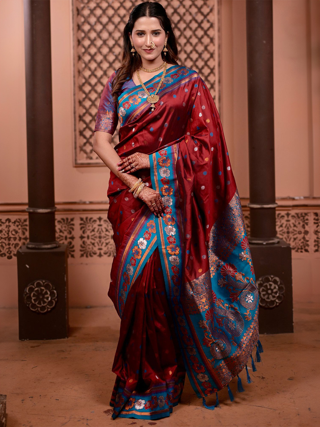 all about you Floral Woven Design Zari Pure Soft Silk Kanjeevaram Saree