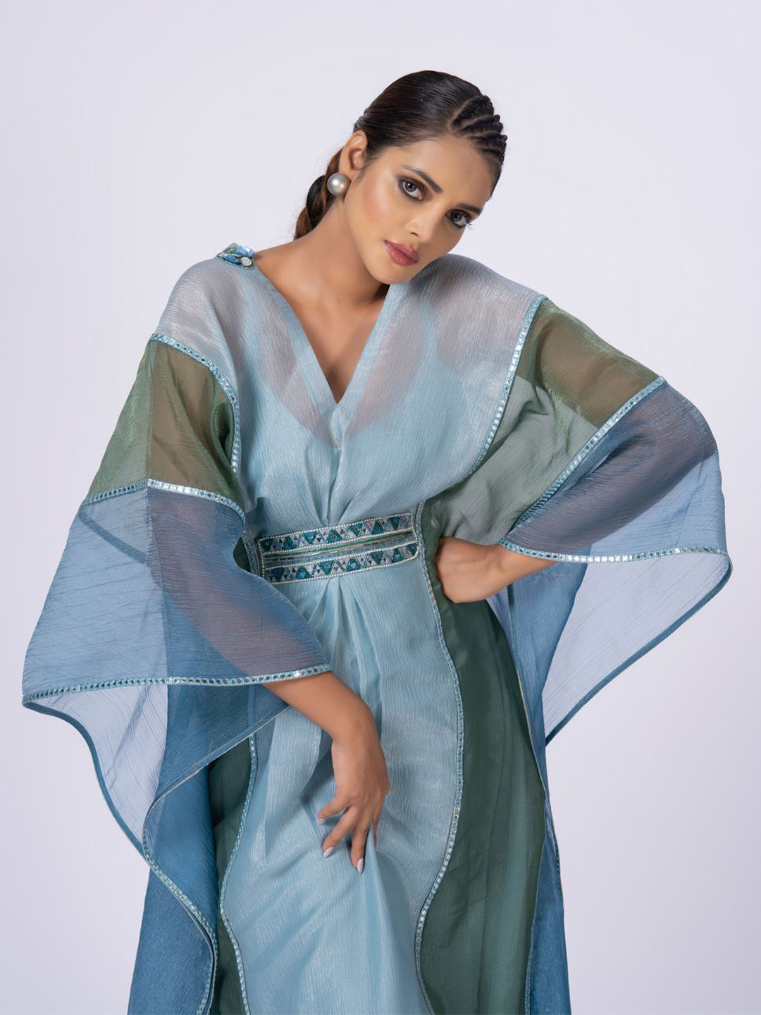 MERGE DESIGN Women Solid Festive Kaftan Kurta