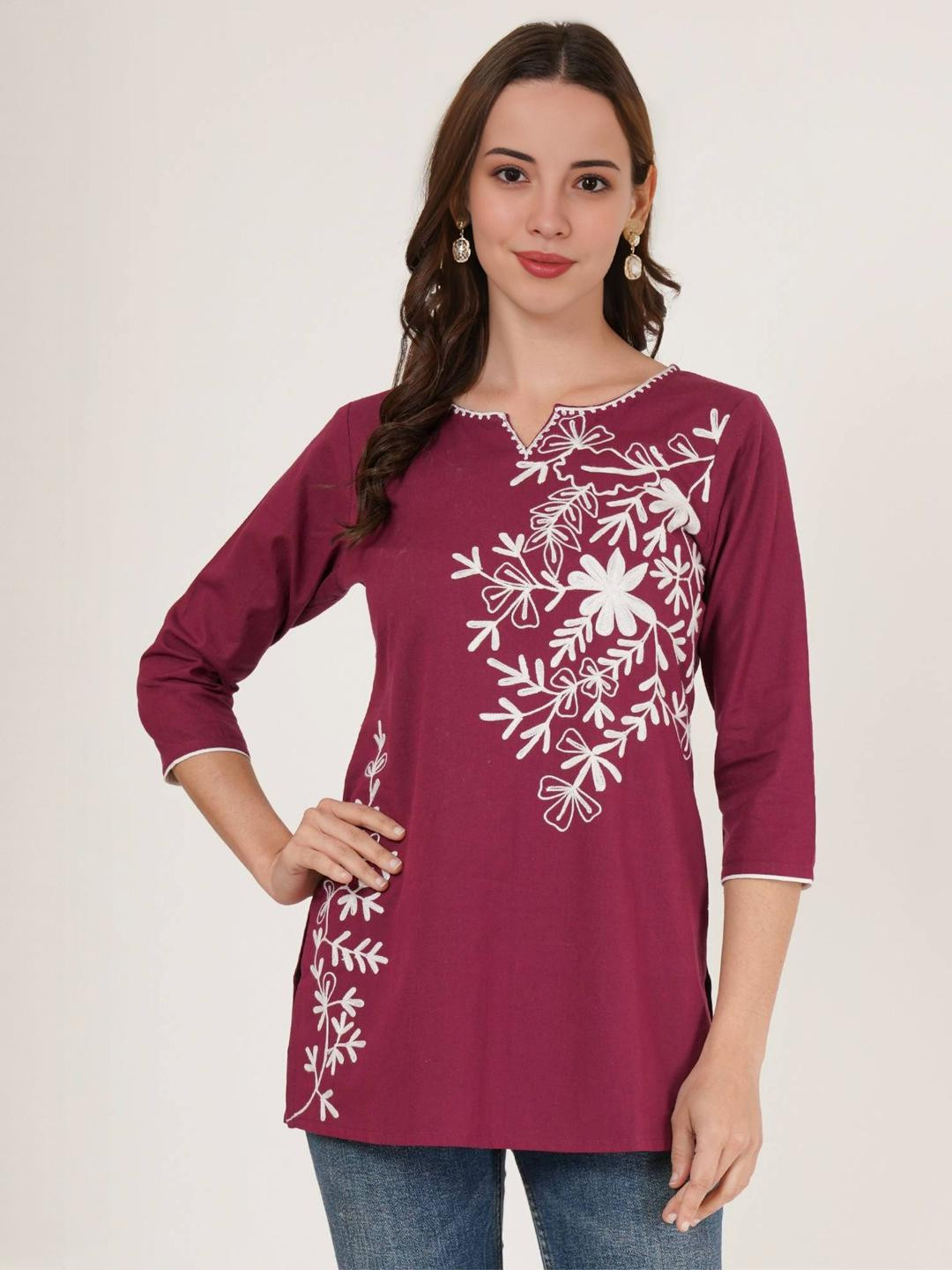 Diktmark Women Embroidered Kashmiri Cotton Kurti
