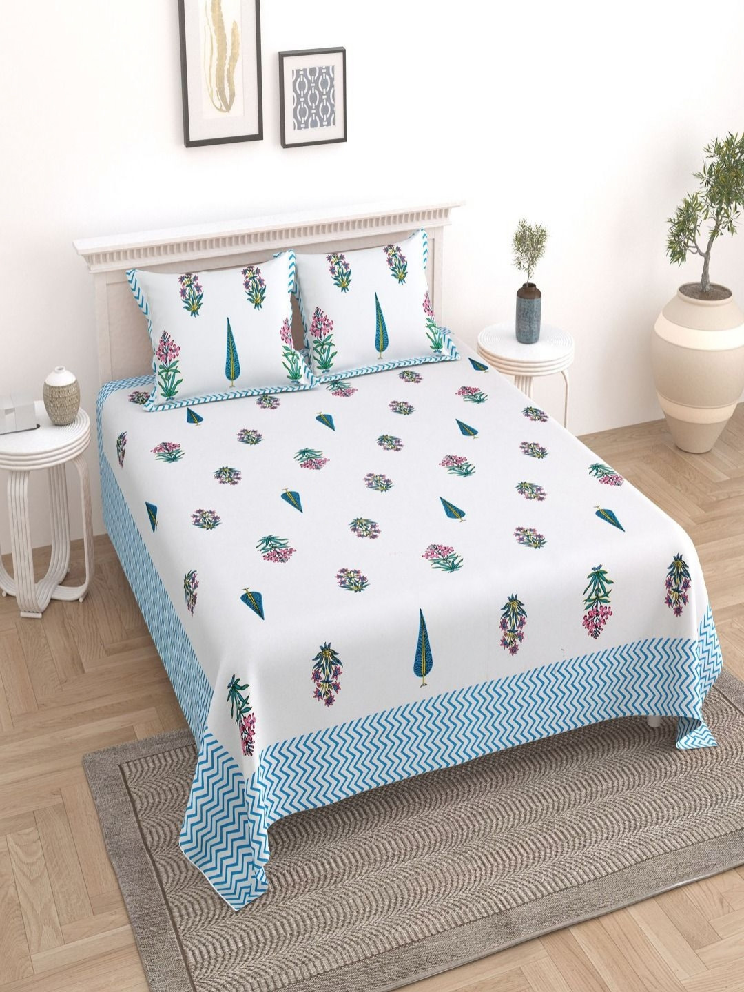 Bombay Spreads Blue & White Floral Cotton 180 TC King Bedsheet Set 2.74 m X 2.20 m