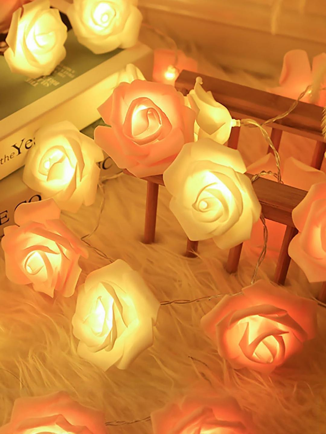 Decorcity Rose Flower 14 LED String Lights