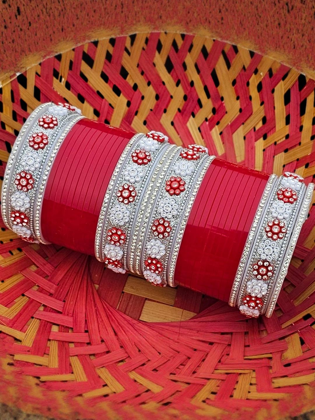Mehpriye Set of 2 Red Alloy Bangle
