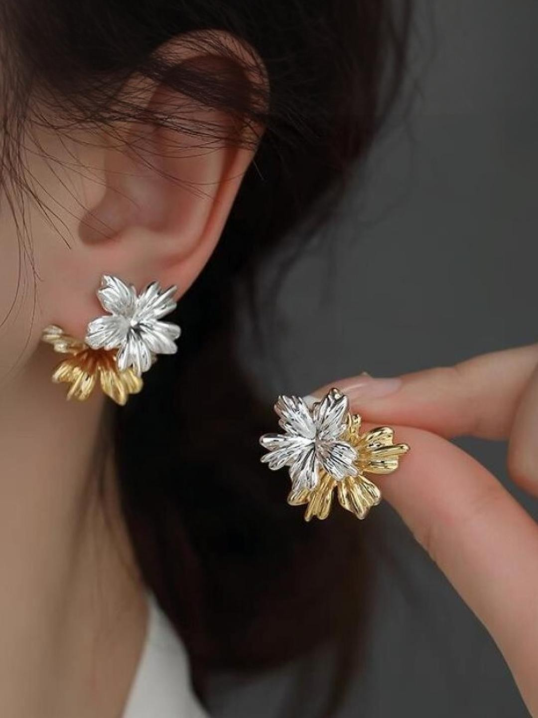 AKISON JEWELS Gold-toned and silver-toned Stud Earrings