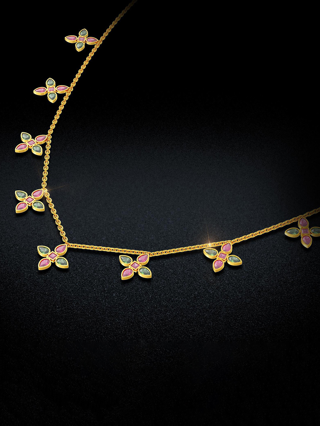 Joyalukkas Charming Floral Heritage Gold Necklace