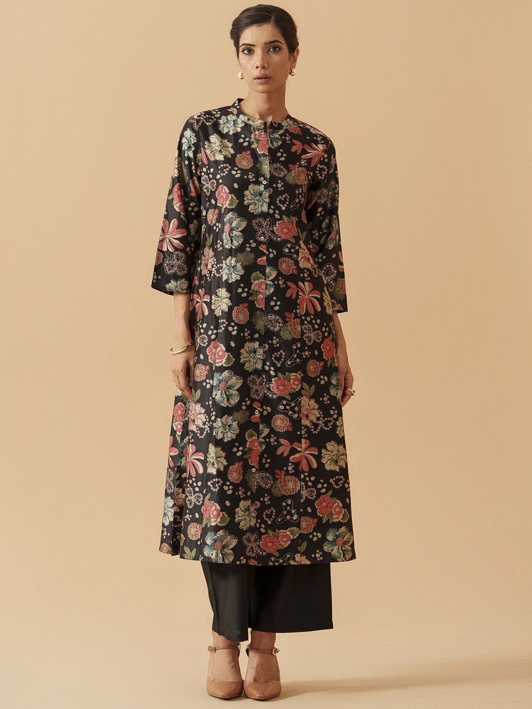 House of Pataudi Women Floral Printed Silk Front Button A-Line Kurta