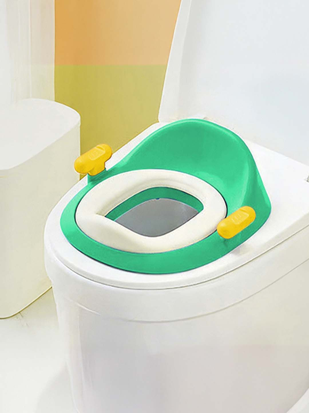 StarAndDaisy Kids Baby Potty Seat - Green & Yellow