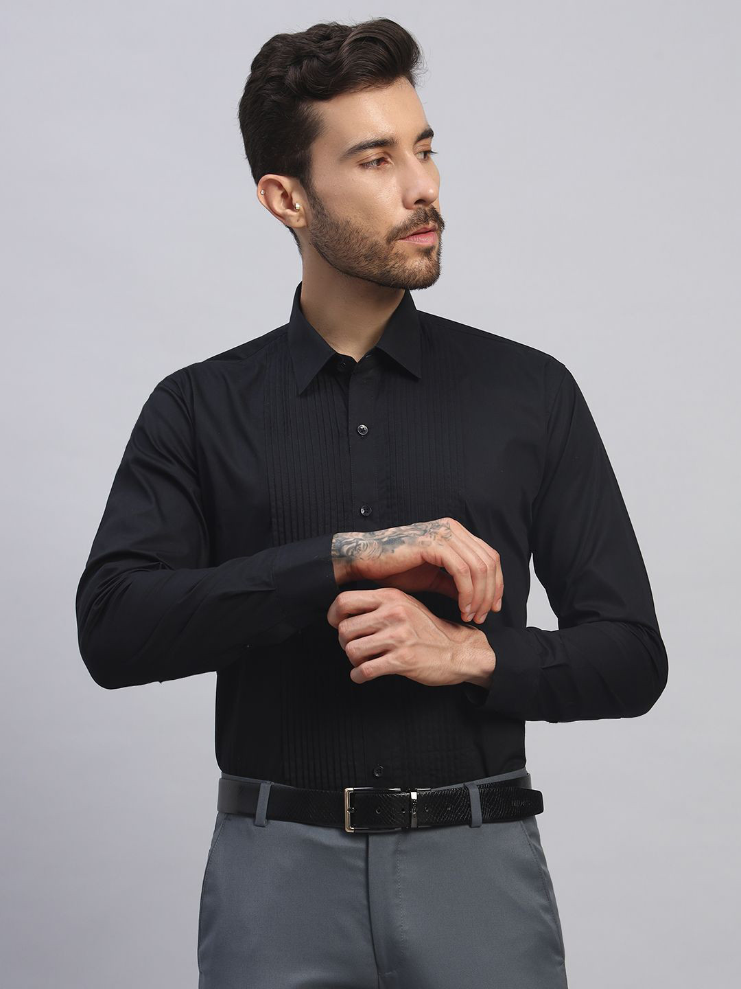 RARE CAMEL Slim Fit Pintucked Spread Collar Long Sleeves Party Tuxedo Shirt