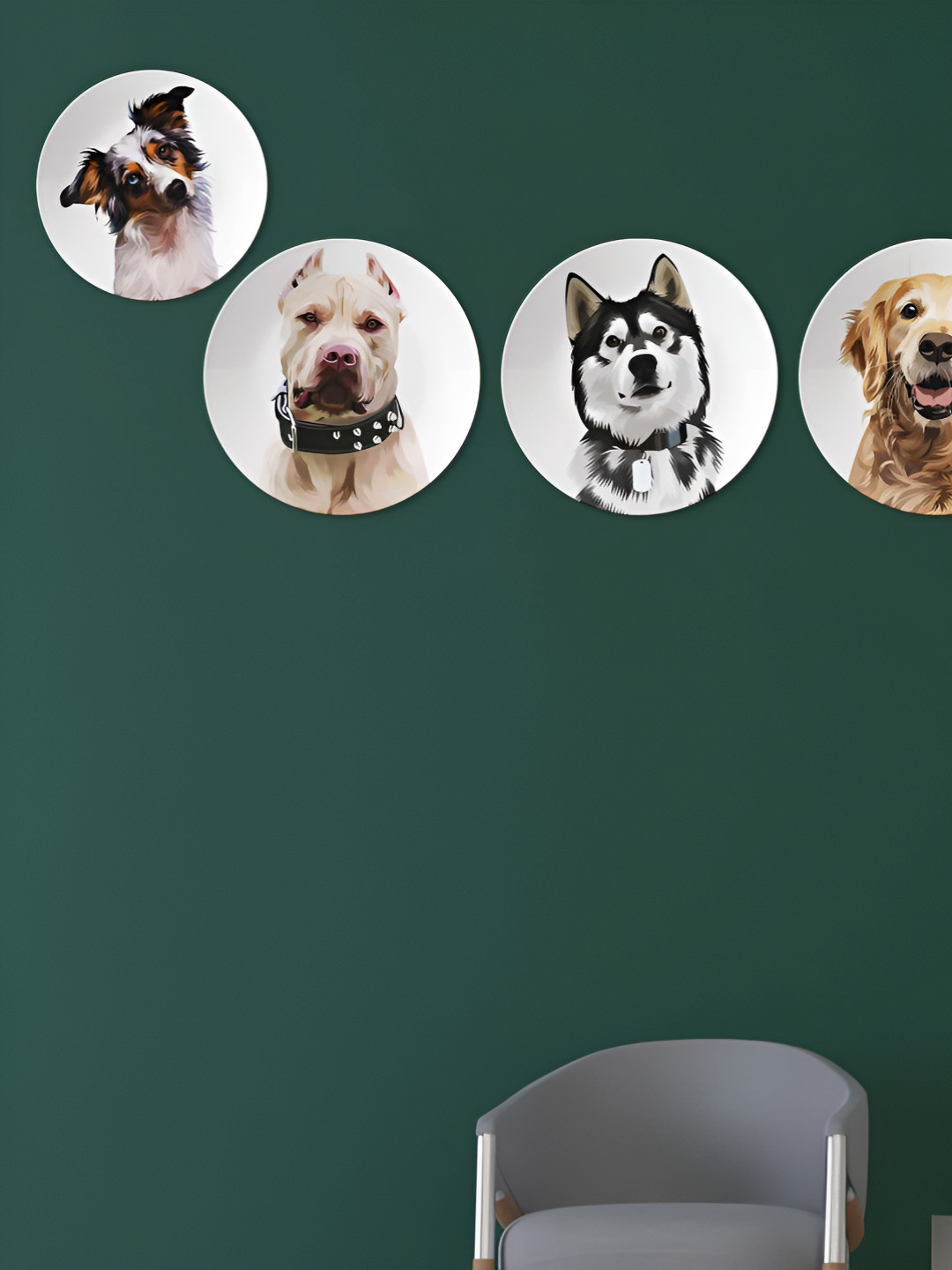 THE QUIRKY HOME he Furry Friends on Display Crafted Ceramics Glossy 5Pcs Wall Plates-10In
