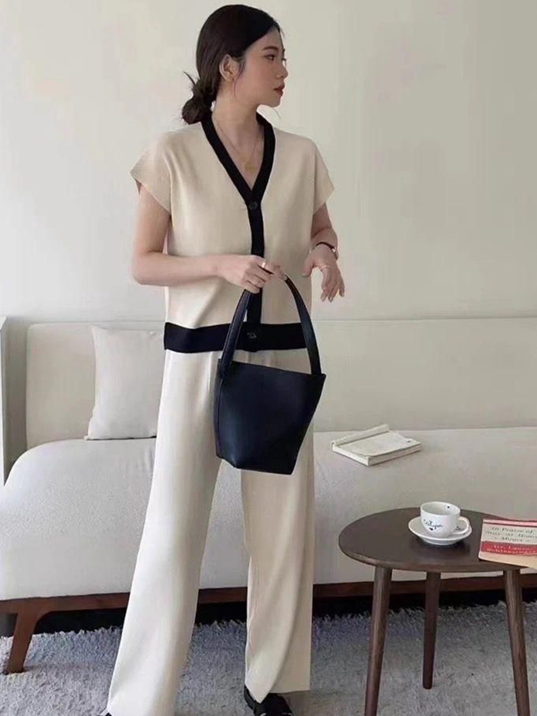 Miss Mosa By Akanksha  White Congo Knitted Co-ord Set