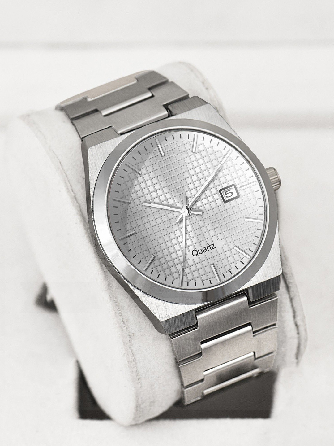 ON TIME OCTUS Men Brass Dial Steel Bracelet Style Straps Analogue Watch MN-249 SILVER