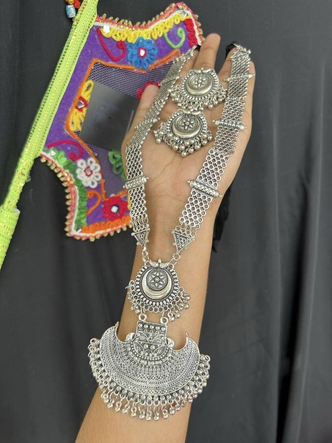 ISLANA Silver-Toned Alloy Jewellery Set