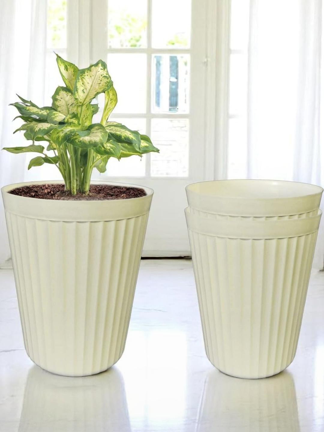 Plastic Planter Pot for Indoor Outdoor Plants 14 Inch Flower Pot (Pack of 3)