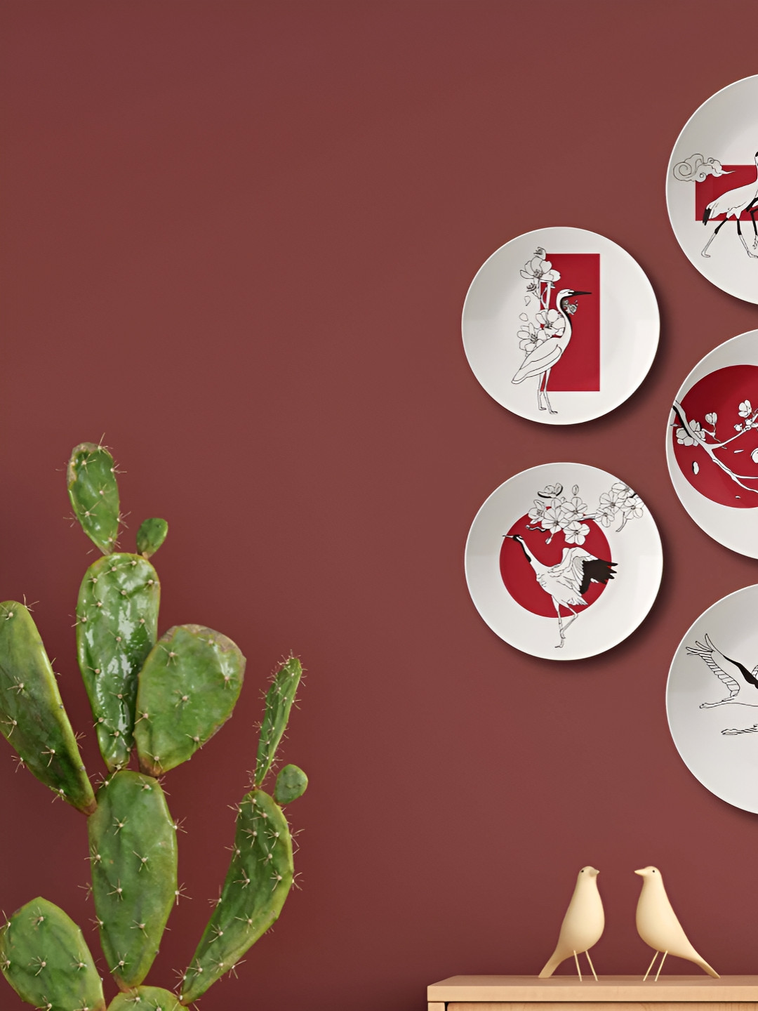 THE QUIRKY HOME Heron Medallions, Elegant Ceramic Floral Glossy Hall 5Pcs Wall Plates-10In