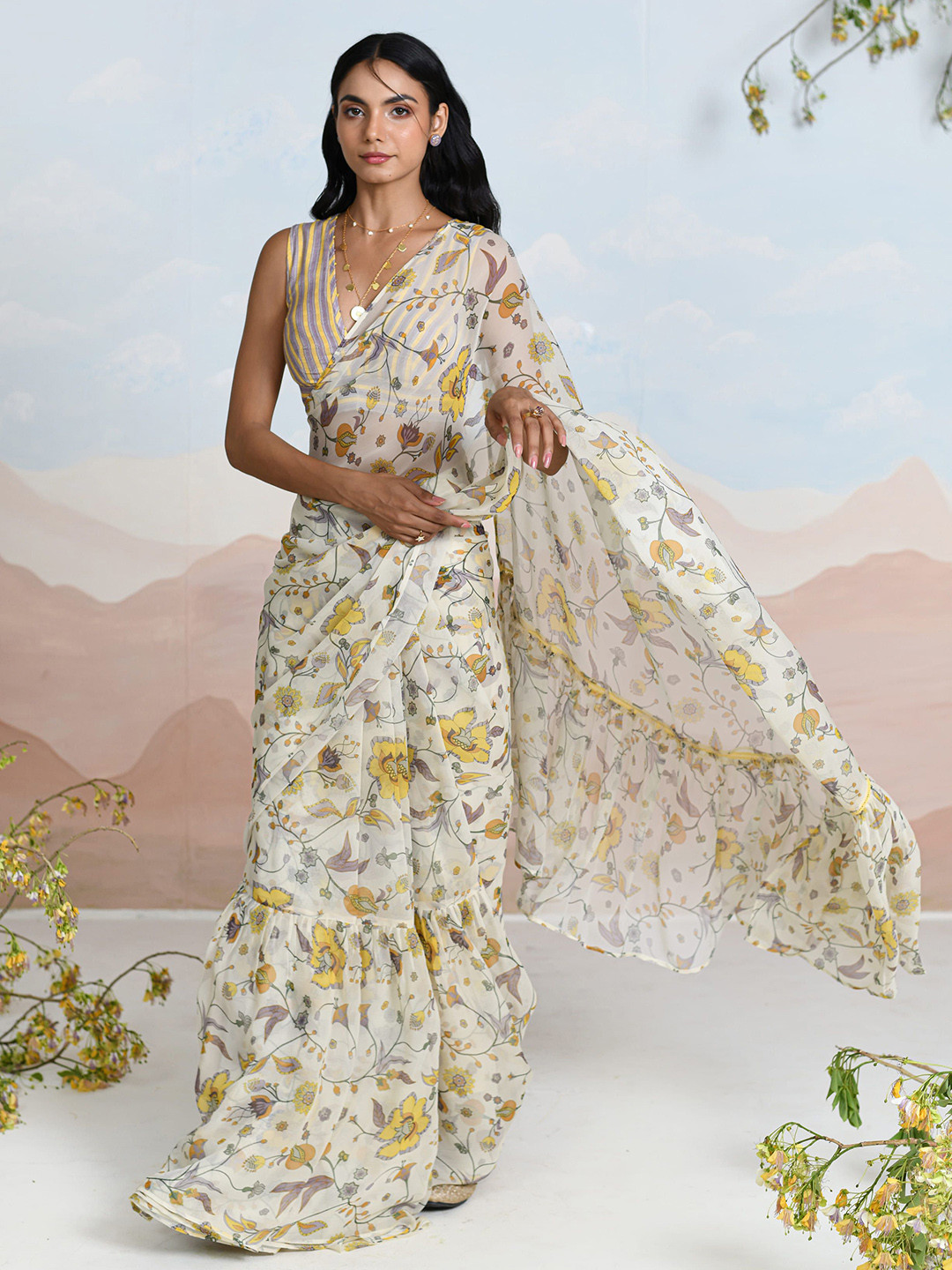 Baise Gaba Pack Of 2 Floral Sundrenched Saree