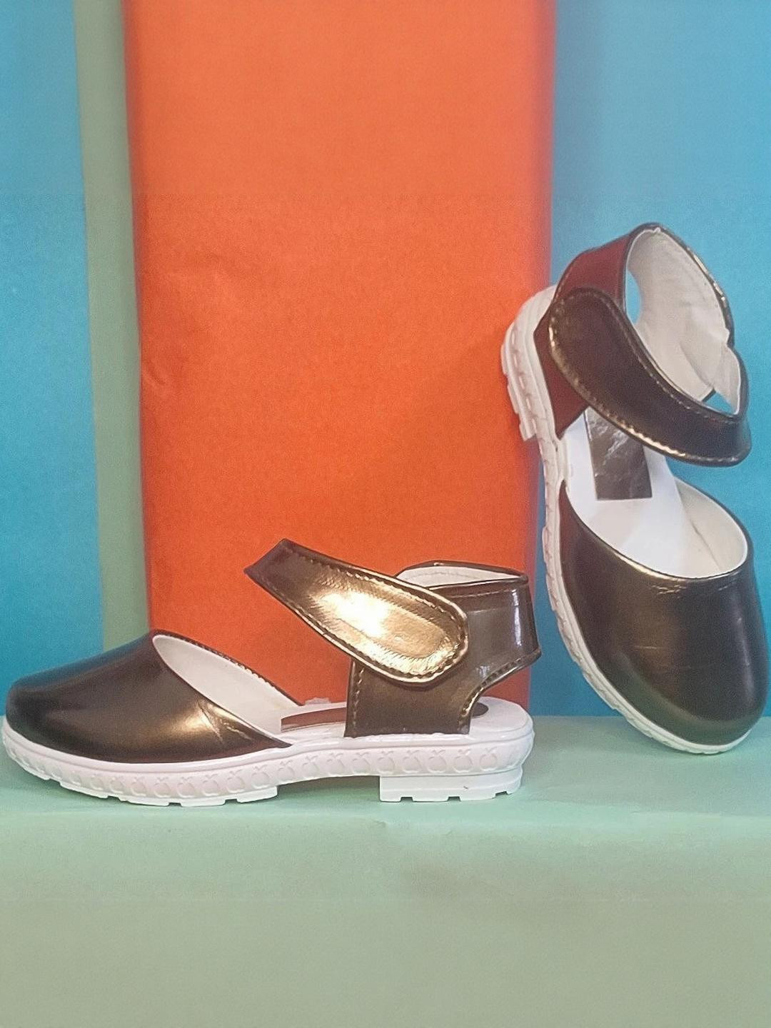 NEW LATEST Girls Brown & White Velcro Slip On Round Toe Heels