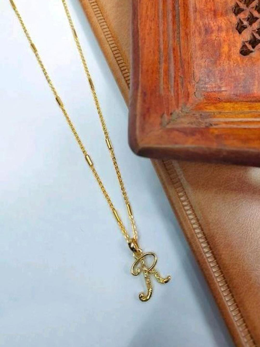 CLONEO  Gold-Plated R Alphabet Artificial Stone Pendants