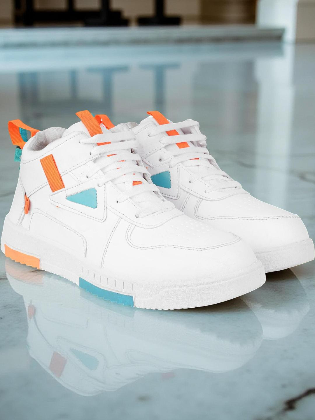 COGS Men White Lace-ups Synthetic Leather Sneakers