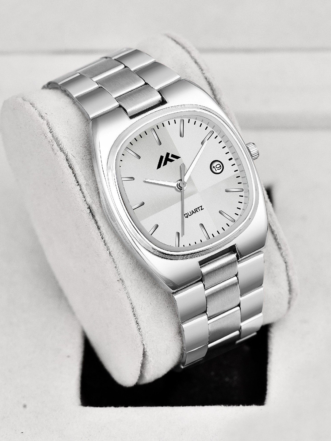 DOUBLERUN Men Dial & Leather Bracelet Style Analogue Multi Function Watch H05NMT-827