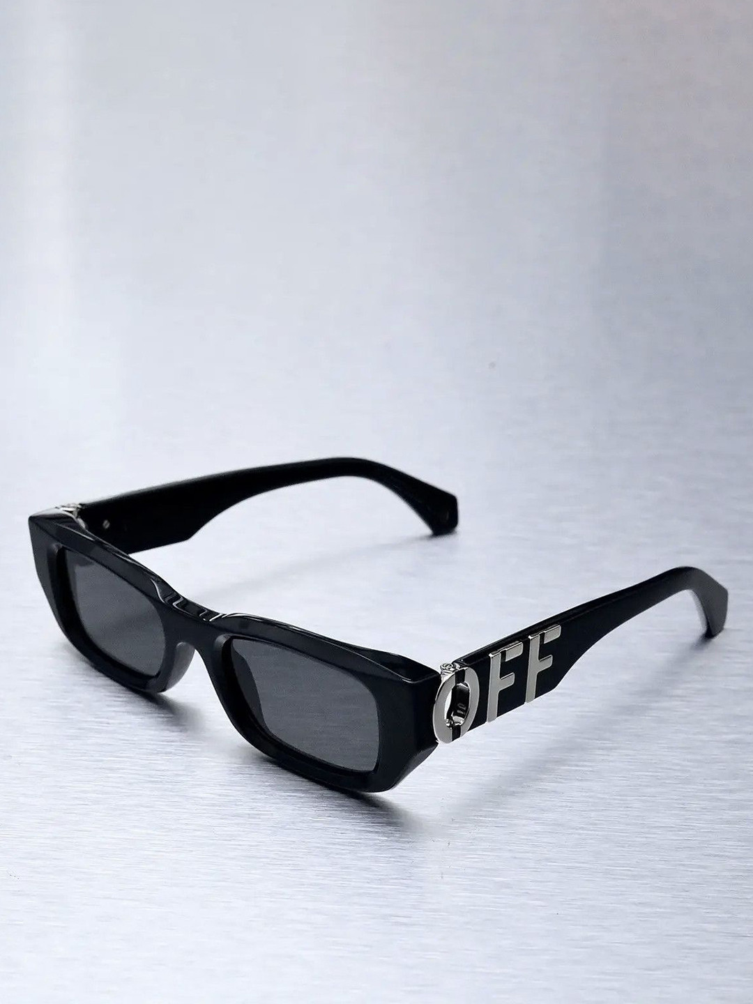 Eyedens Unisex Black Lens & Black Rectangle Sunglasses with Off-Arm_Fully-Blck-Black