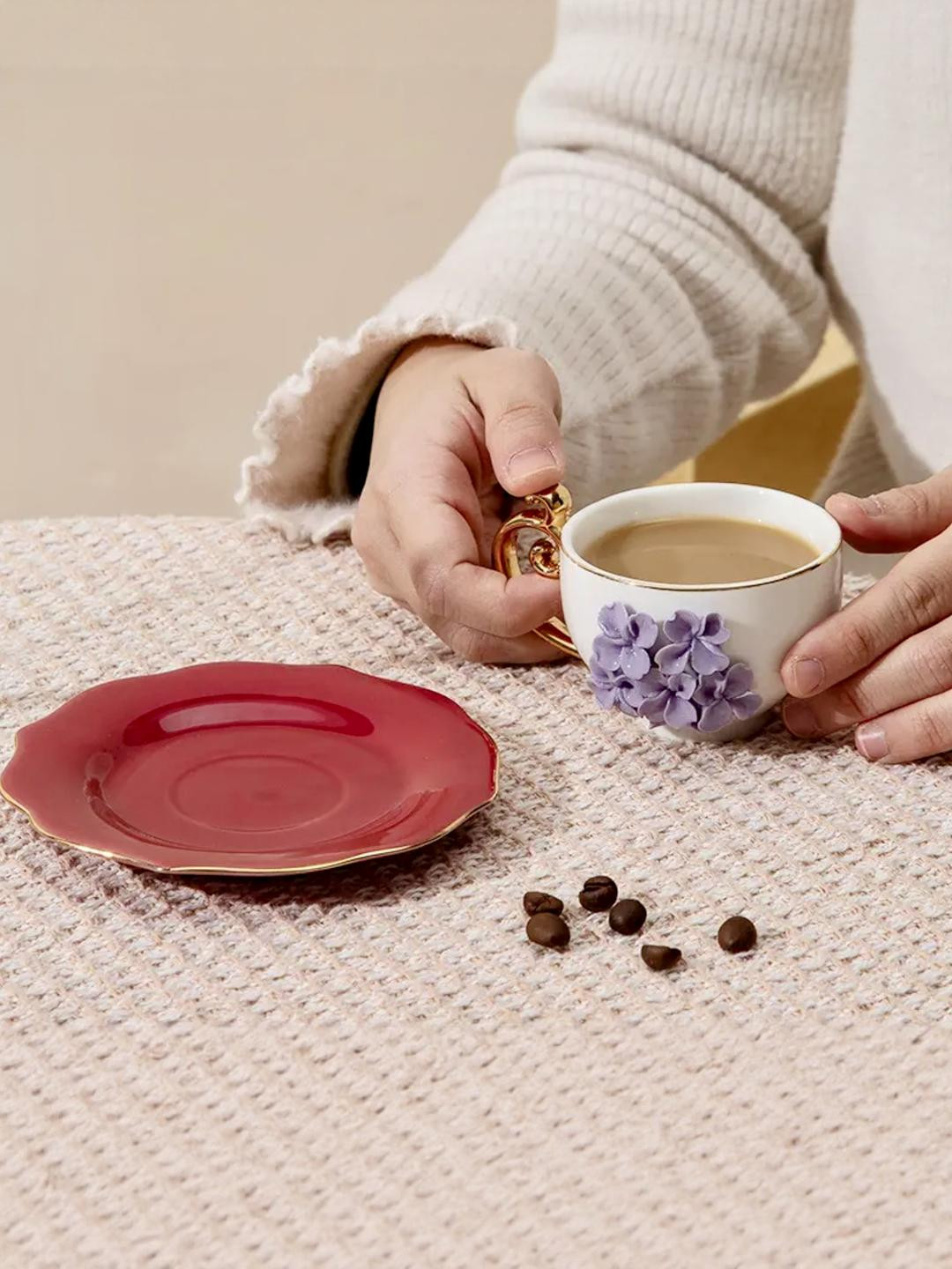 peppy little things White & Red Floral Textured Ceramic Glossy Cups