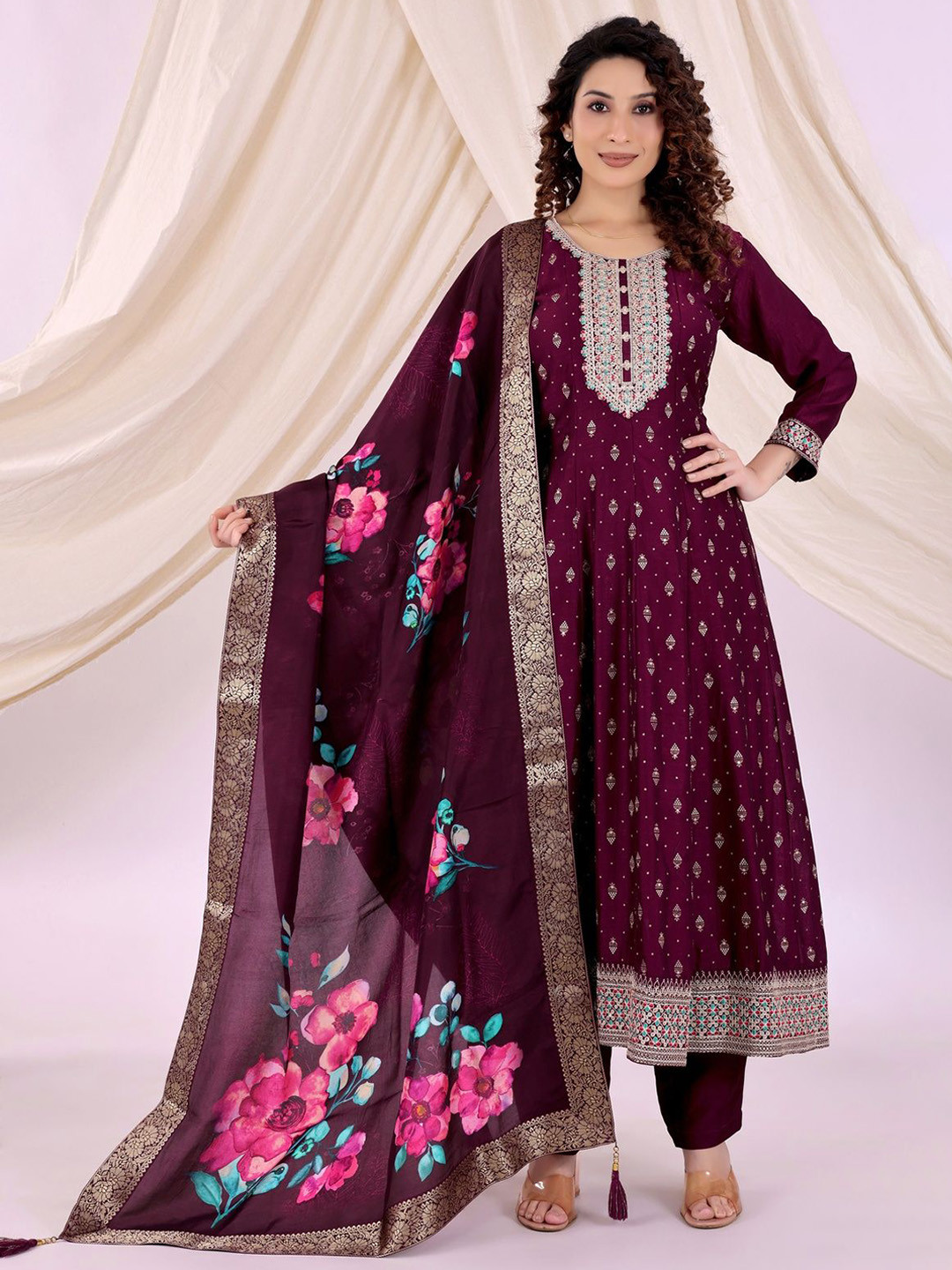 SHILL INTERNATIONAL Women Floral Printed Kurta with Trousers & Dupatta