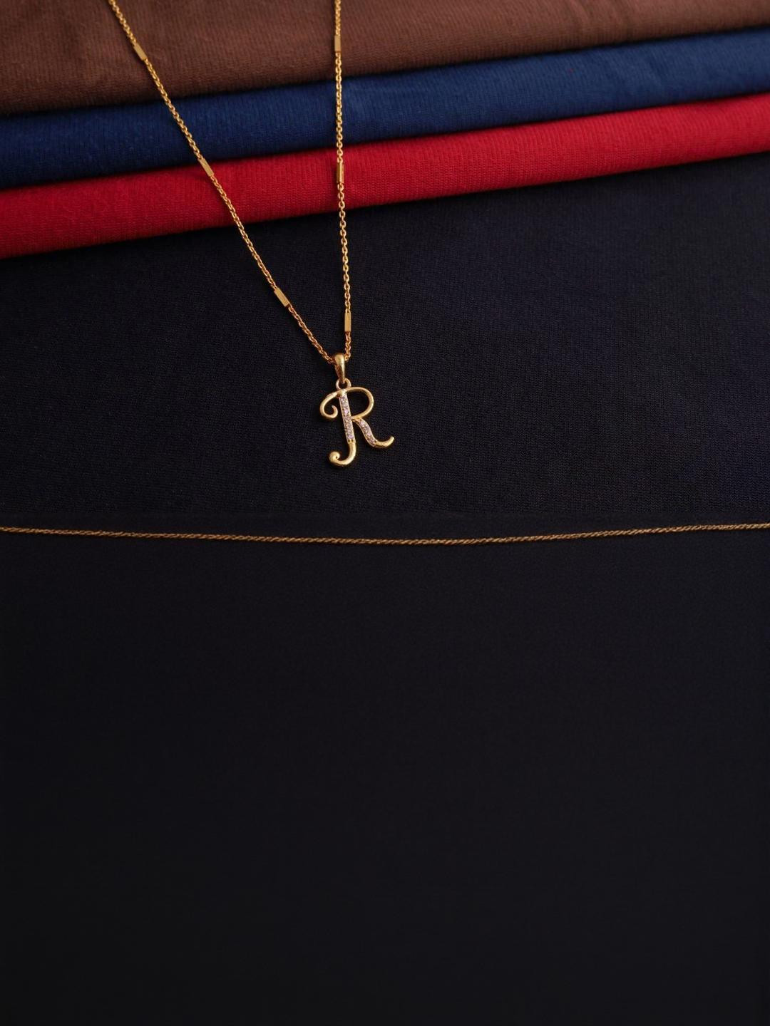CLONEO Gold-Plated R Letter Pendant