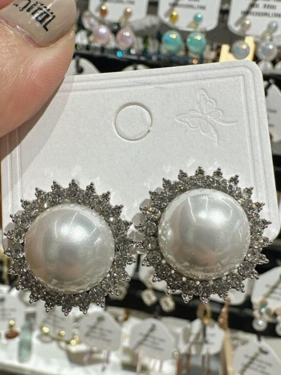AKISON JEWELS Artifical stone Circular Pearl Studs Earrings