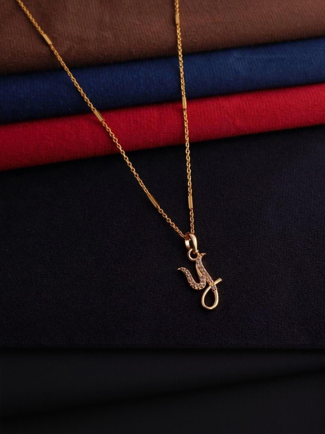 CLONEO Gold-Plated Y Letter Pendant with Contemporary Minimalist Design