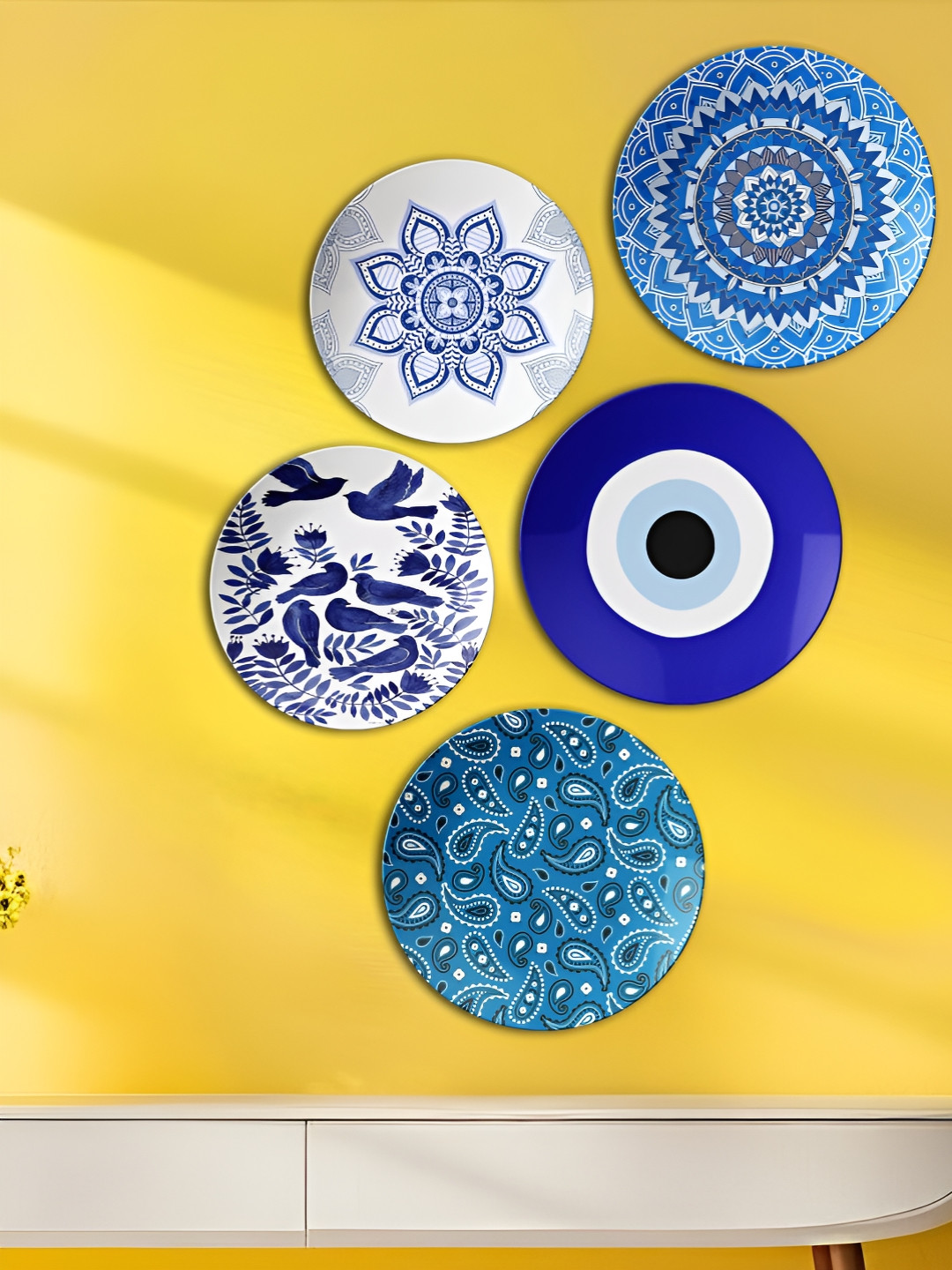 THE QUIRKY HOME Mandala and Paisley Ceramic Ethnic Motifs Glossy 5Pcs Wall Plates-10In