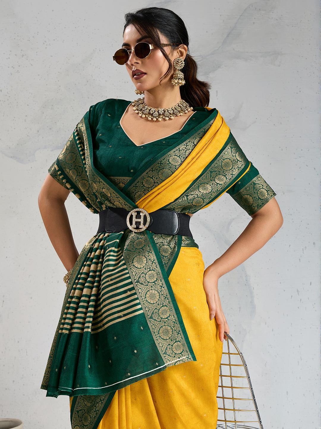 TASRIKA Women Striped Zari Maheshwari Silk Blend Saree with Blouse Piece