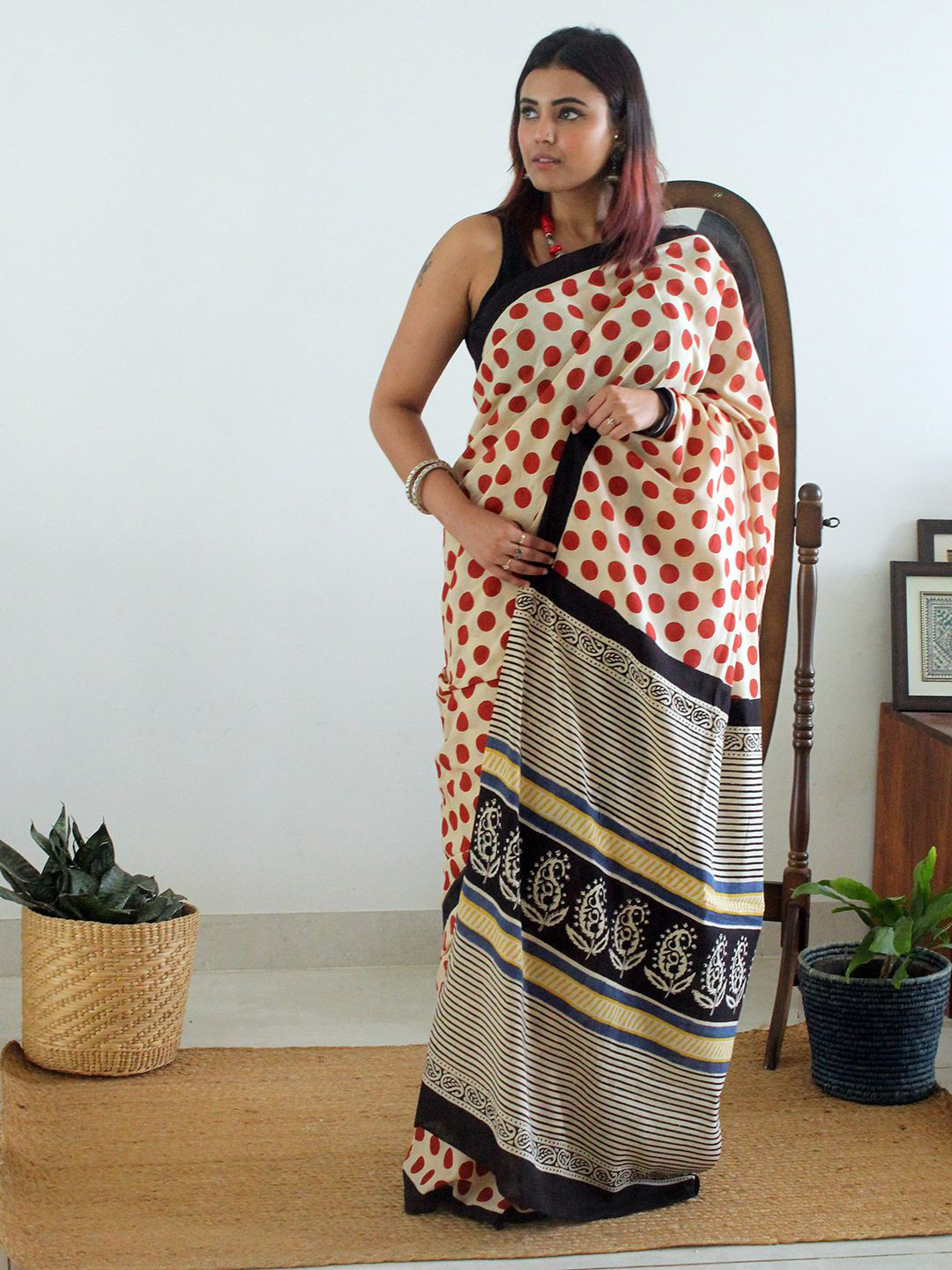 Weaves of Tradition Polka Dot Pure Cotton Dabu Saree