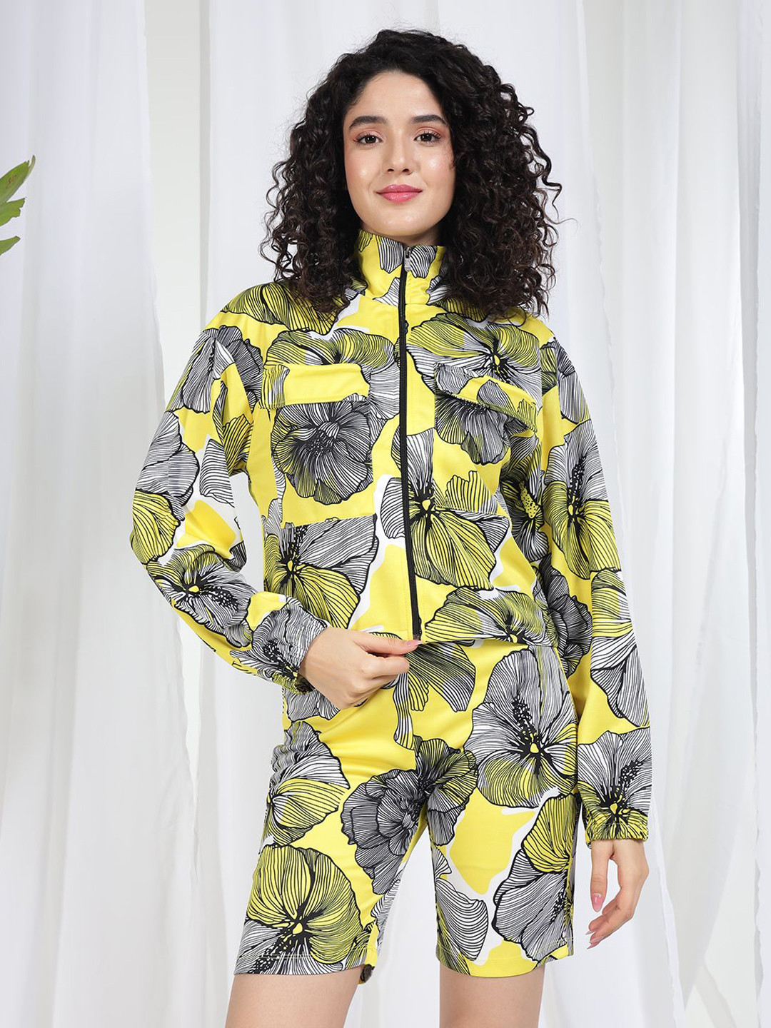 TANDUL Printed High Neck Jacket With Shorts