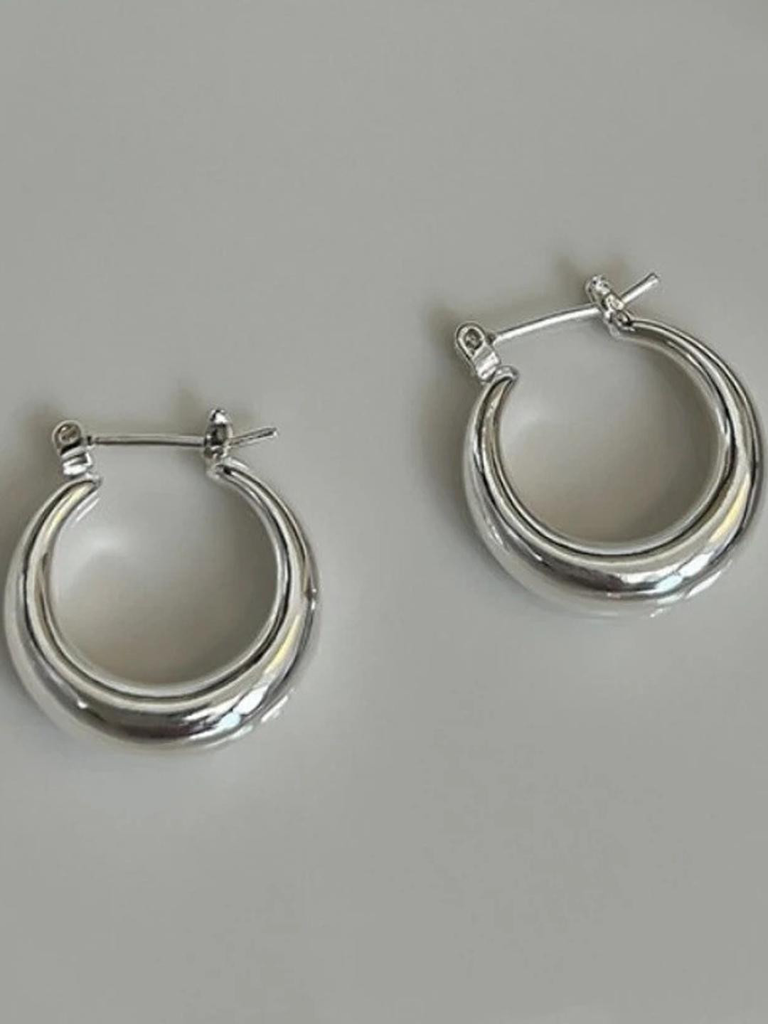 AKISON JEWELS Silver-Plated Circular Hoop Earrings