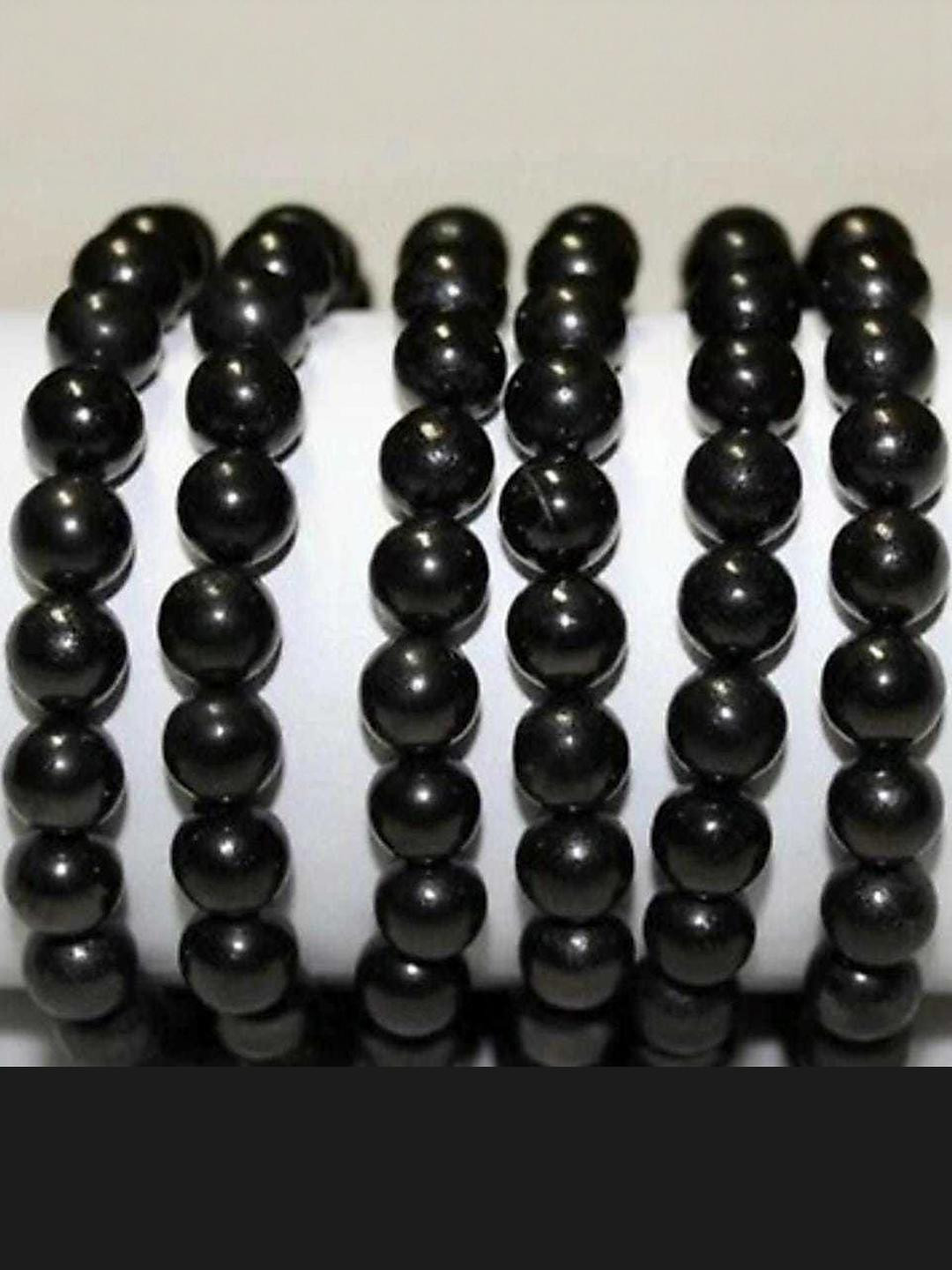 Vaiseema Black Silver Necklace