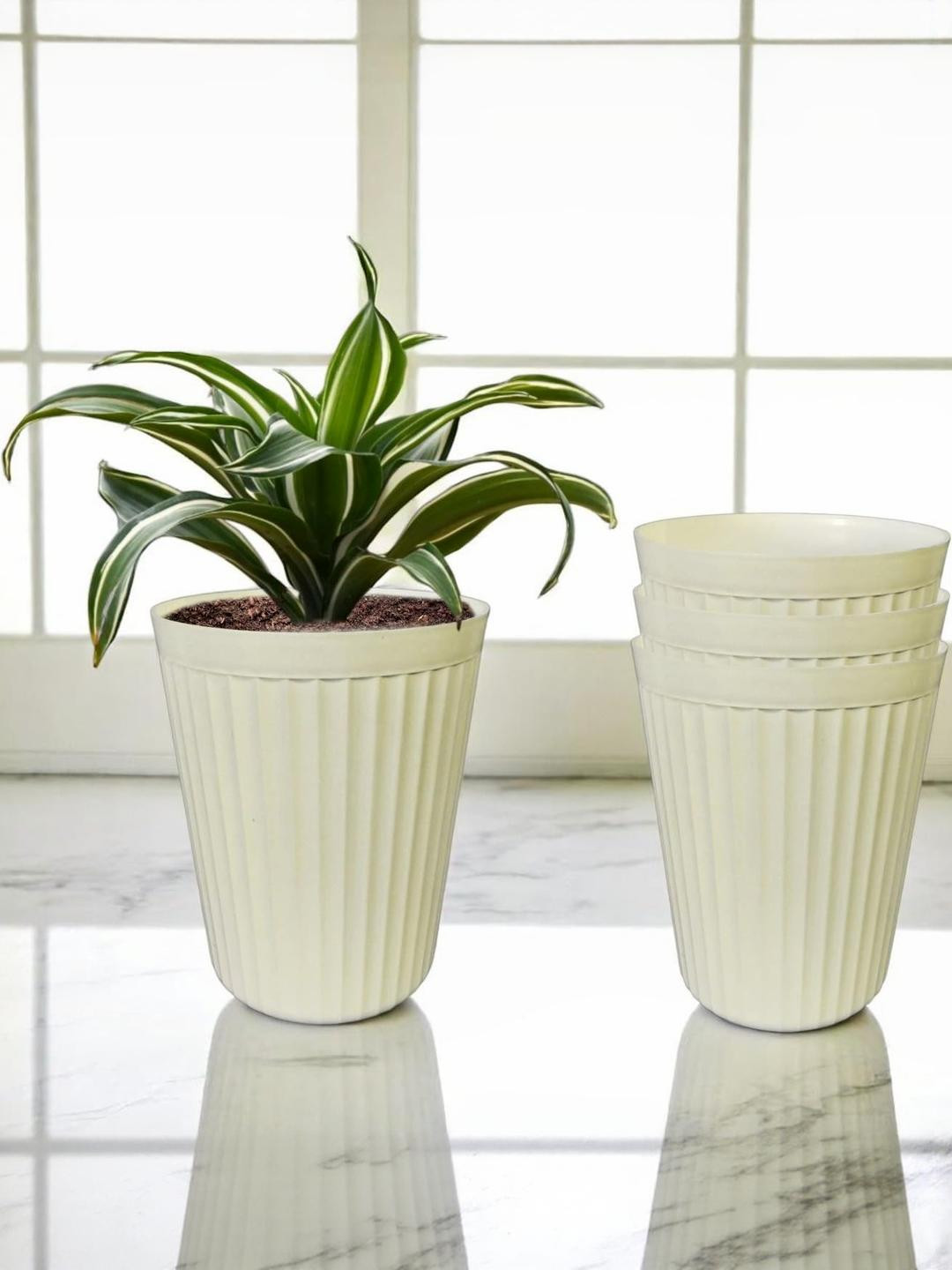 Plastic Planter Pot for Indoor Outdoor Plants 14 Inch Flower Pot (Pack of 4)